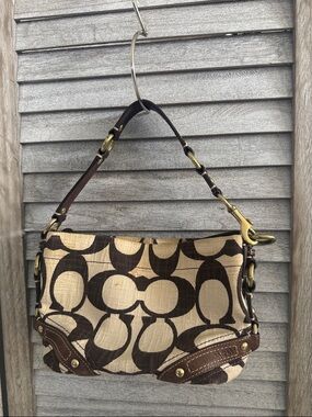Coach Signature Canvas and leather Hobo Bag in Beige and Dark Brown - pre owned